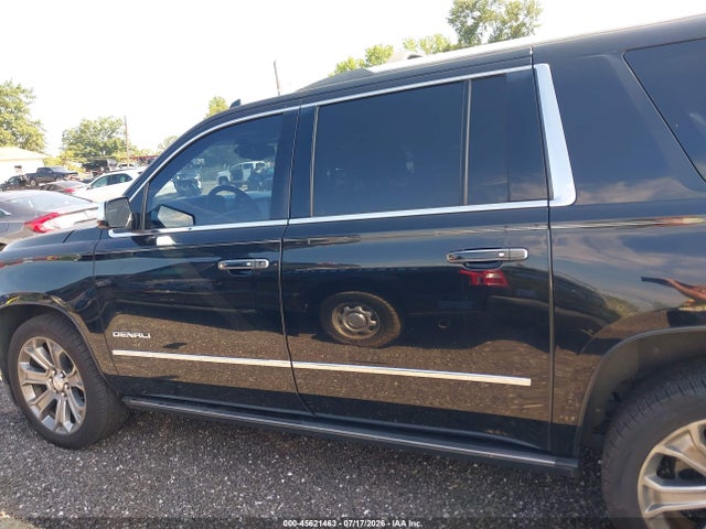 Продажа на аукционе авто 2016 Gmc Yukon Xl Denali, vin: 1GKS2HKJ1GR110301, номер лота: 45621463