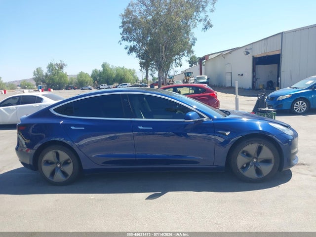 Продажа на аукционе авто 2019 Tesla Model 3 Long Range/performance, vin: 5YJ3E1EB4KF421478, номер лота: 45621473