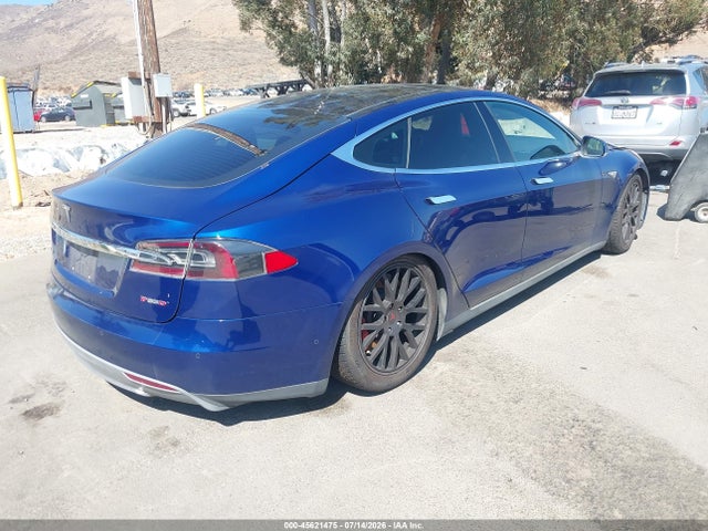 Продажа на аукционе авто 2015 Tesla Model S 85d/p85d, vin: 5YJSA1E4XFF102181, номер лота: 45621475