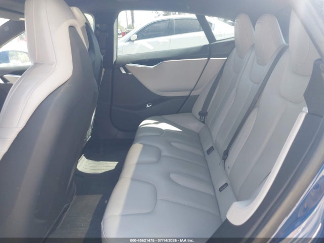 Продажа на аукционе авто 2015 Tesla Model S 85d/p85d, vin: 5YJSA1E4XFF102181, номер лота: 45621475