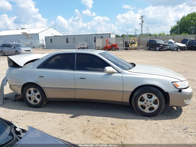 1998 Lexus Es 300 მანქანა იყიდება აუქციონზე, vin: JT8BF28G7W0094339, აუქციონის ნომერი: 45621480
