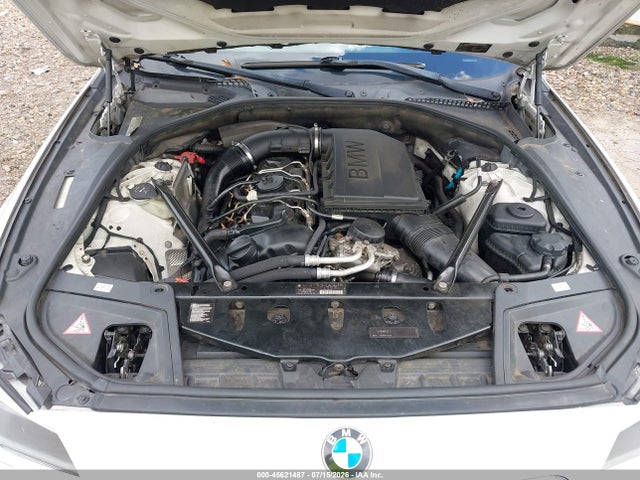 2011 Bmw 535i Xdrive მანქანა იყიდება აუქციონზე, vin: WBAFU7C57BC873483, აუქციონის ნომერი: 45621487