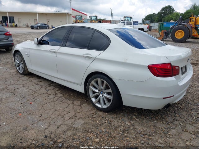 2011 Bmw 535i Xdrive მანქანა იყიდება აუქციონზე, vin: WBAFU7C57BC873483, აუქციონის ნომერი: 45621487