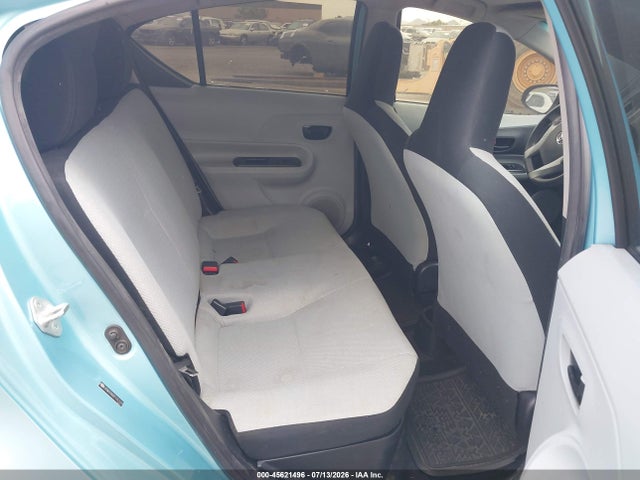 Toyota Prius C One 2014 JTDKDTB32E1067688 Image 8