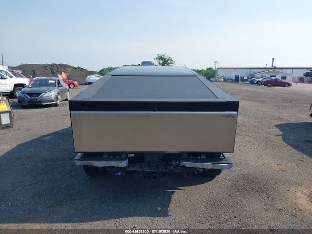 45621500 :رقم المزاد ، 7G2CEHEE9RA031421 vin ، 2024 Tesla Cybertruck Cyberbeast مزاد بيع