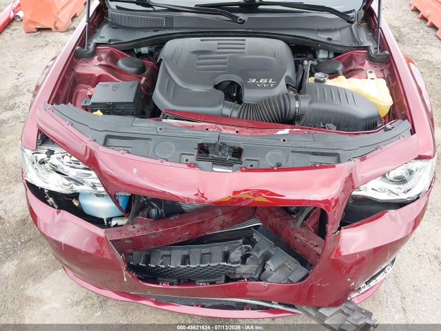 45621524 :رقم المزاد ، 2C3CCAAG6GH348935 vin ، 2016 Chrysler 300 Limited مزاد بيع