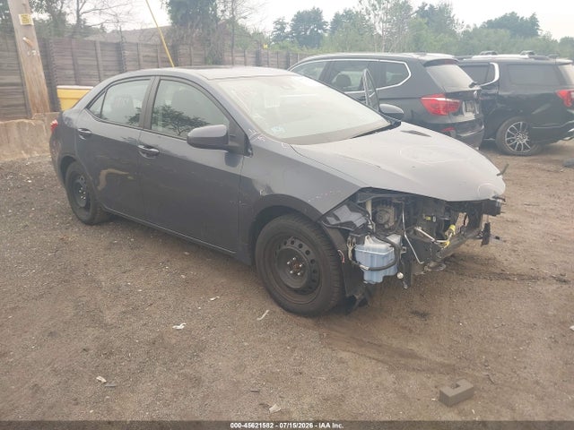 2018 2T1BURHE2JC037883 main image