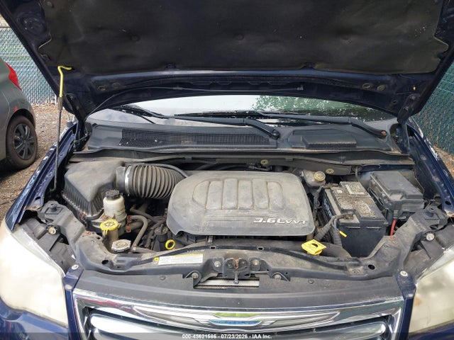 2012 Chrysler Town & Country Touring მანქანა იყიდება აუქციონზე, vin: 2C4RC1BG3CR409814, აუქციონის ნომერი: 45621586