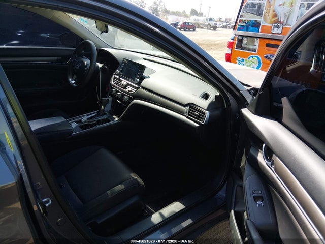 Honda ACCORD LX 2018 1HGCV1F11JA084833 Image 5