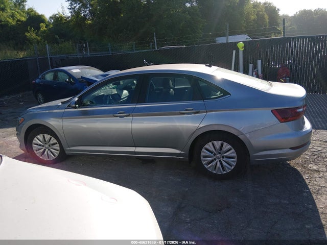 2020 Volkswagen Jetta 1.4t R-line/1.4t S/1.4t Se მანქანა იყიდება აუქციონზე, vin: 3VWCB7BU5LM052481, აუქციონის ნომერი: 45621689