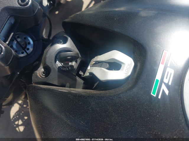 Продажа на аукционе авто 2017 Ducati Monster 797, vin: ZDMMADBM6HB002359, номер лота: 45621693
