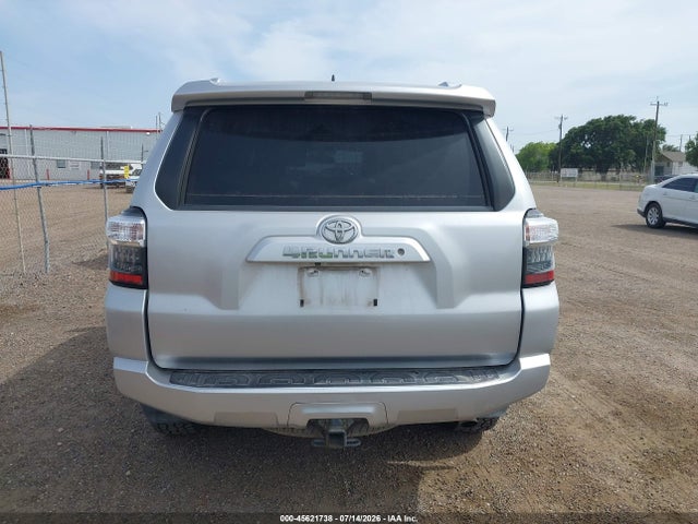 Aukcja sprzedaży 2018 Toyota 4runner Sr5, vin: JTEZU5JRXJ5171702, numer aukcji: 45621738