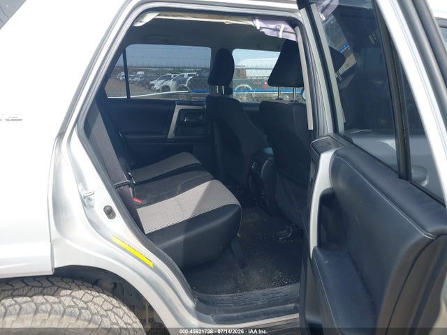 Aukcja sprzedaży 2018 Toyota 4runner Sr5, vin: JTEZU5JRXJ5171702, numer aukcji: 45621738