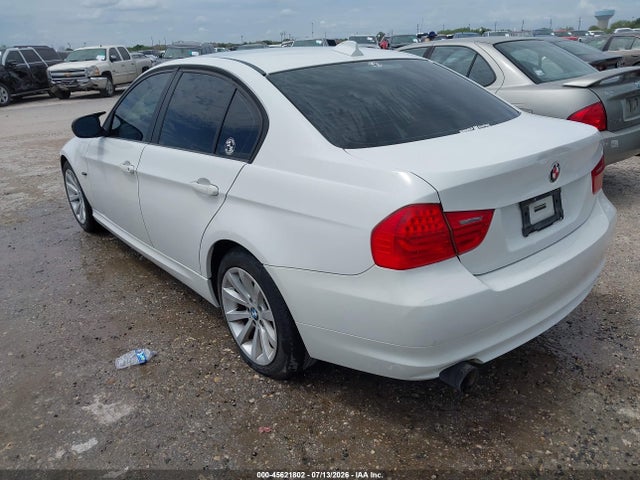 Продажа на аукционе авто 2011 Bmw 328i, vin: WBAPH5C50BA440676, номер лота: 45621802
