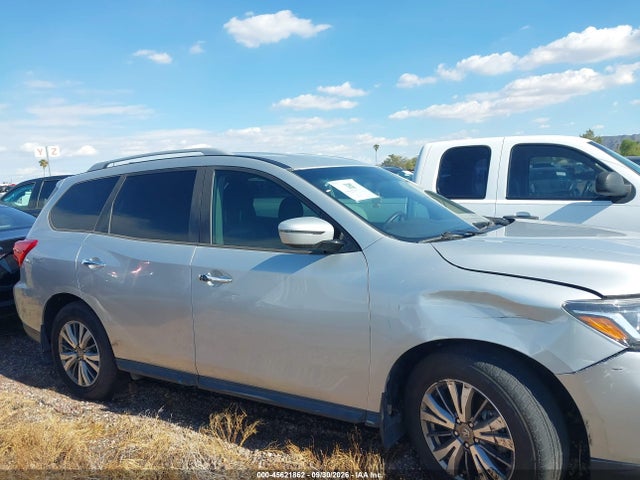 Продажа на аукционе авто 2020 Nissan Pathfinder S 2wd, vin: 5N1DR2AN3LC588195, номер лота: 45621862