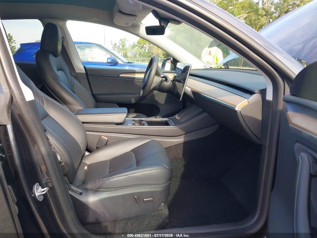 Продаж на аукціоні авто 2024 Tesla Model Y Long Range Dual Motor All-wheel Drive, vin: 7SAYGDEE2RA317125, номер лоту: 45621881