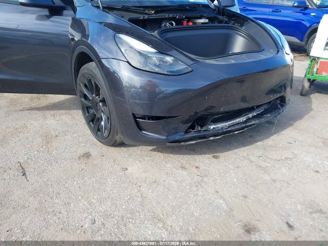 Продаж на аукціоні авто 2024 Tesla Model Y Long Range Dual Motor All-wheel Drive, vin: 7SAYGDEE2RA317125, номер лоту: 45621881