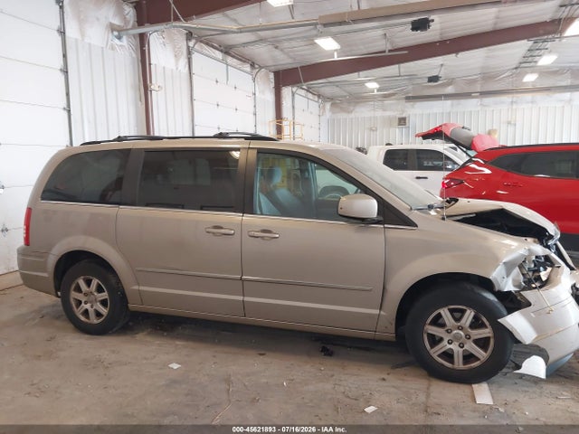 Продажа на аукционе авто 2009 Chrysler Town & Country Touring, vin: 2A8HR54179R509457, номер лота: 45621893