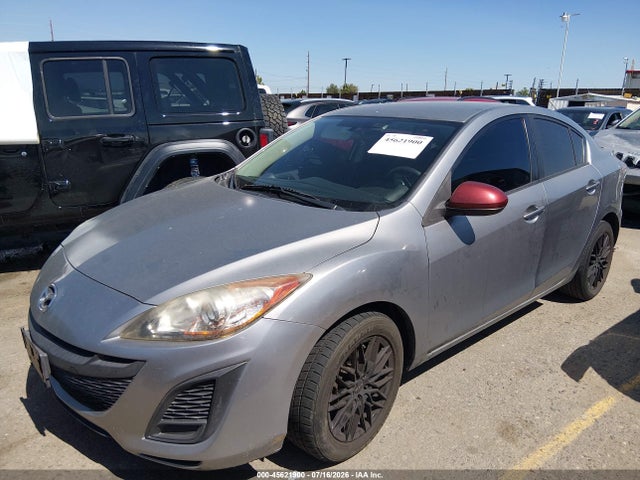45621900 :رقم المزاد ، JM1BL1VG8B1461309 vin ، 2011 Mazda Mazda3 I Touring مزاد بيع