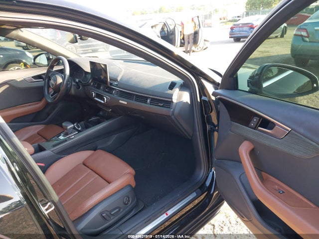 45621919 :رقم المزاد ، WAUDAAF46MN006826 vin ، 2021 Audi A4 Premium 45 Tfsi S Line Quattro S Tronic مزاد بيع