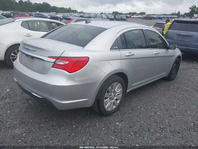 2012 Chrysler 200 Lx მანქანა იყიდება აუქციონზე, vin: 1C3CCBAB9CN104949, აუქციონის ნომერი: 45621933