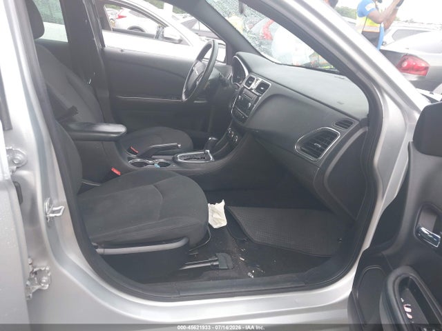 2012 Chrysler 200 Lx მანქანა იყიდება აუქციონზე, vin: 1C3CCBAB9CN104949, აუქციონის ნომერი: 45621933