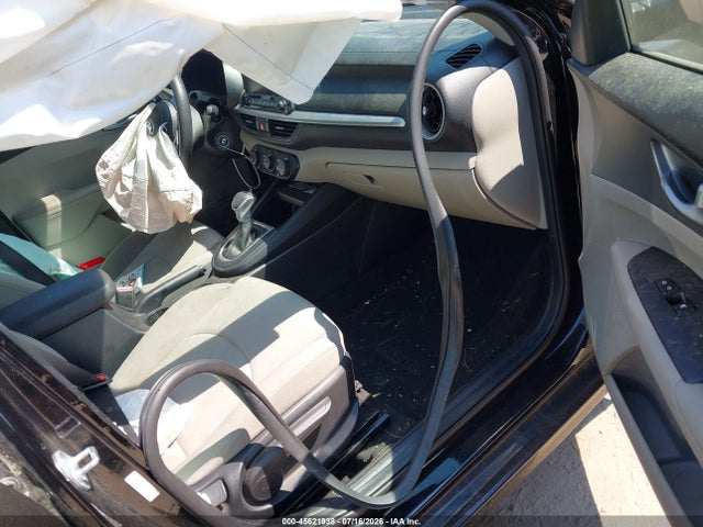 45621938 :رقم المزاد ، 3KPF24AD4ME404297 vin ، 2021 Kia Forte Lxs مزاد بيع