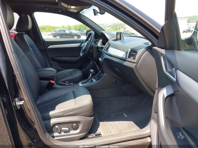 Audi Q3 2.0t Premium 2017 WA1ECCFS5HR016803 Image 5