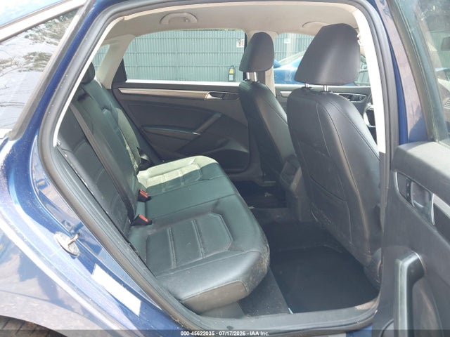 45622035 :رقم المزاد ، 1VWAT7A36GC047715 vin ، 2016 Volkswagen Passat 1.8t R-line مزاد بيع