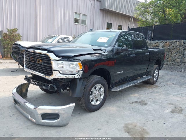 45622064 :رقم المزاد ، 3C6UR5DJ0RG400129 vin ، 2024 Ram 2500 Big Horn  4x4 6'4 Box مزاد بيع