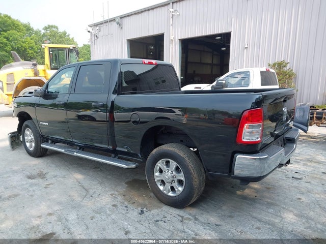 45622064 :رقم المزاد ، 3C6UR5DJ0RG400129 vin ، 2024 Ram 2500 Big Horn  4x4 6'4 Box مزاد بيع