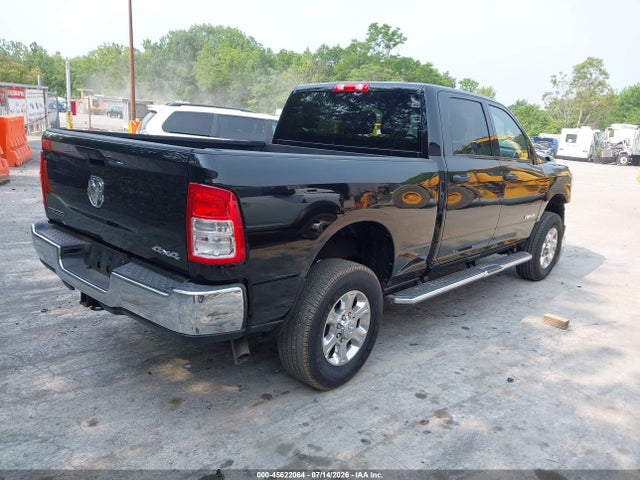 45622064 :رقم المزاد ، 3C6UR5DJ0RG400129 vin ، 2024 Ram 2500 Big Horn  4x4 6'4 Box مزاد بيع