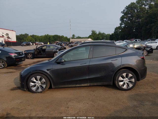 2024 Tesla Model Y Long Range Dual Motor All-wheel Drive მანქანა იყიდება აუქციონზე, vin: 7SAYGDEE7RA221152, აუქციონის ნომერი: 45622105