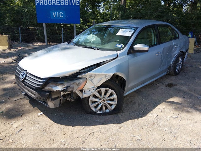 Продажа на аукционе авто 2015 Volkswagen Passat 1.8t Wolfsburg Edition, vin: 1VWAS7A33FC028458, номер лота: 45622149