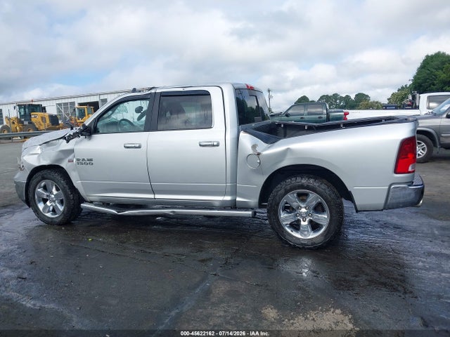 Продажа на аукционе авто 2017 Ram 1500 Big Horn  4x4 5'7 Box, vin: 3C6RR7LT2HG660535, номер лота: 45622162