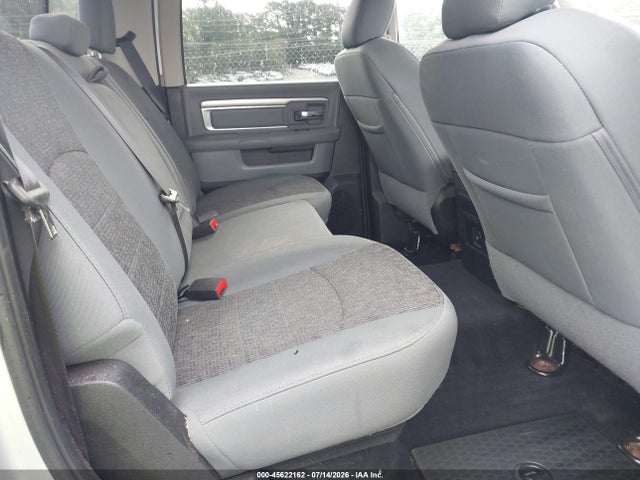 Продажа на аукционе авто 2017 Ram 1500 Big Horn  4x4 5'7 Box, vin: 3C6RR7LT2HG660535, номер лота: 45622162
