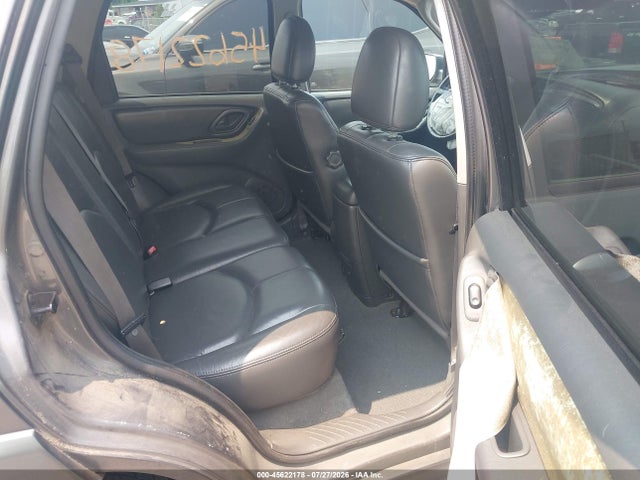 45622178 :رقم المزاد ، 4F2YZ06155KM04979 vin ، 2005 Mazda Tribute S مزاد بيع