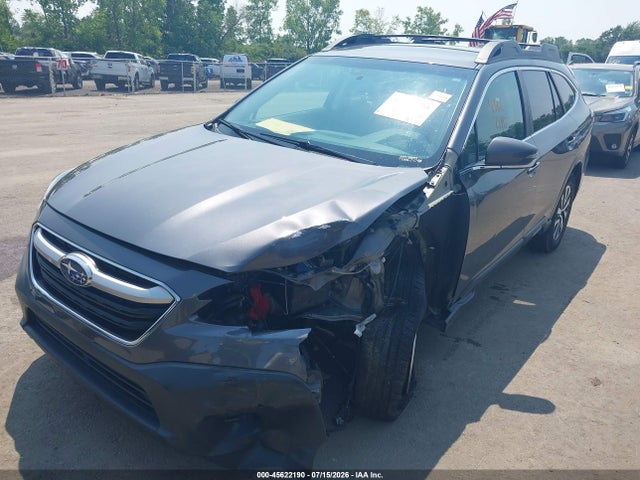 45622190 :رقم المزاد ، 4S4BTACC1N3201600 vin ، 2022 Subaru Outback Premium مزاد بيع