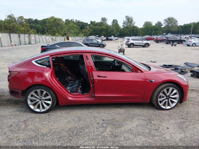 2018 Tesla Model 3 Long Range/performance მანქანა იყიდება აუქციონზე, vin: 5YJ3E1EB5JF133600, აუქციონის ნომერი: 45622195