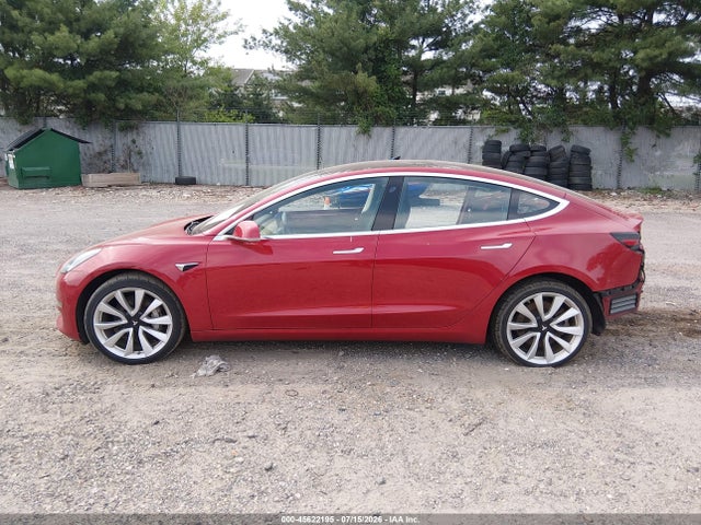 2018 Tesla Model 3 Long Range/performance მანქანა იყიდება აუქციონზე, vin: 5YJ3E1EB5JF133600, აუქციონის ნომერი: 45622195
