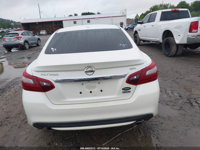 1N4AL3AP7JC140318 Nissan Altima 2.5 Sr