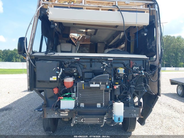 Ford F53 2020 1F66F5DY3K0A17161 Image 10