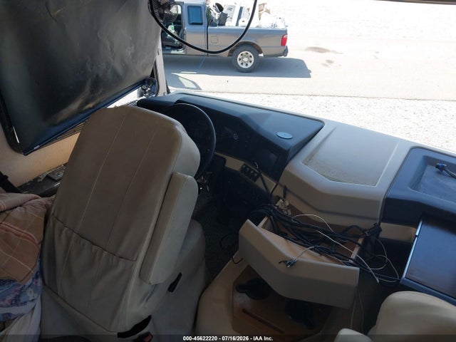 Ford F53 2020 1F66F5DY3K0A17161 Image 8