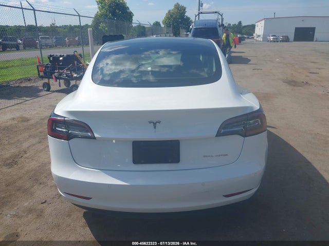 2021 Tesla Model 3 Long Range Dual Motor All-wheel Drive მანქანა იყიდება აუქციონზე, vin: 5YJ3E1EB8MF902014, აუქციონის ნომერი: 45622323