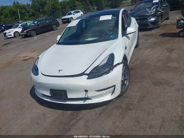 2021 Tesla Model 3 Long Range Dual Motor All-wheel Drive მანქანა იყიდება აუქციონზე, vin: 5YJ3E1EB8MF902014, აუქციონის ნომერი: 45622323