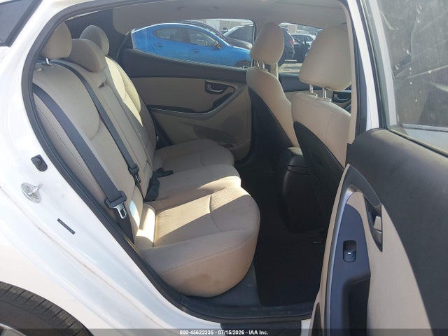 Продажа на аукционе авто 2016 Hyundai Elantra Value Edition, vin: 5NPDH4AE9GH674138, номер лота: 45622335