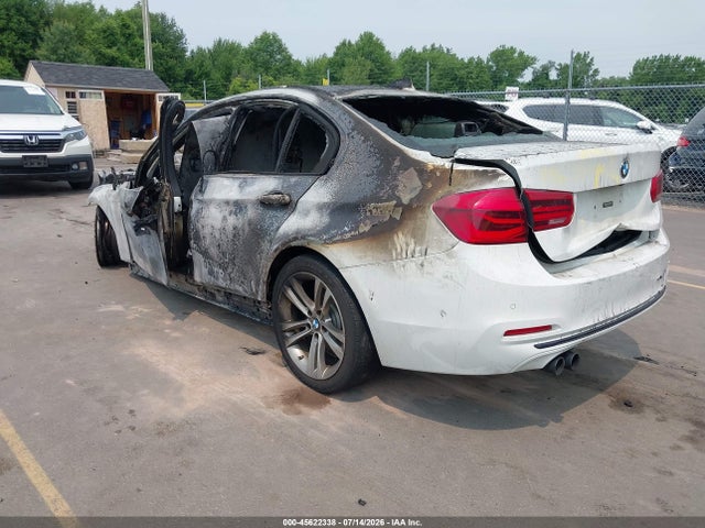 2017 Bmw 330i Xdrive მანქანა იყიდება აუქციონზე, vin: WBA8D9C36HA011511, აუქციონის ნომერი: 45622338