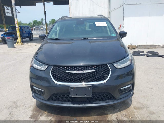 Продажа на аукционе авто 2022 Chrysler Pacifica Touring L, vin: 2C4RC1BG9NR132590, номер лота: 45622367