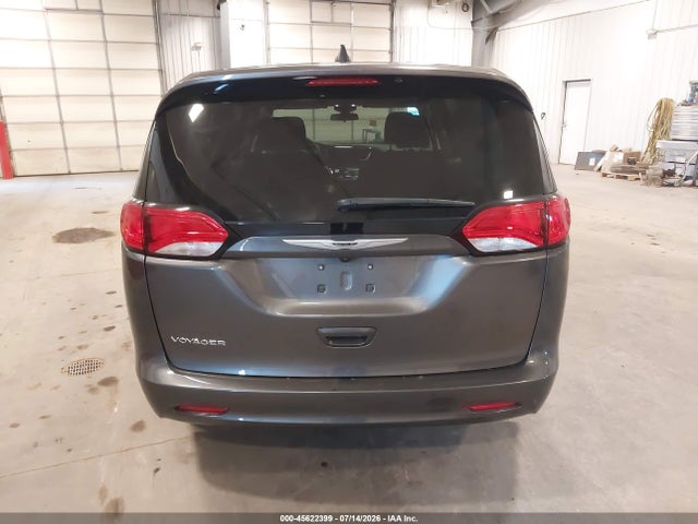 2C4RC1CG8NR132434 Chrysler Voyager Lx