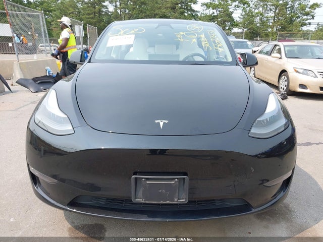 Auction sale of the 2023 Tesla Model Y Awd/long Range Dual Motor All-wheel Drive, vin: 7SAYGAEE8PF902600, lot number: 45622431